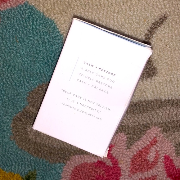 Cuccio Somatology Chill Kit Calm + Restore Duo - Picture 5 of 7